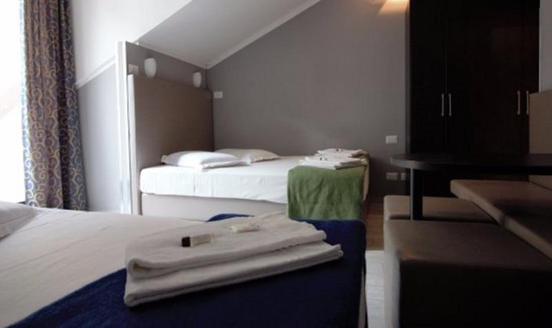 New Generation Hostel Флоренція Екстер'єр фото
