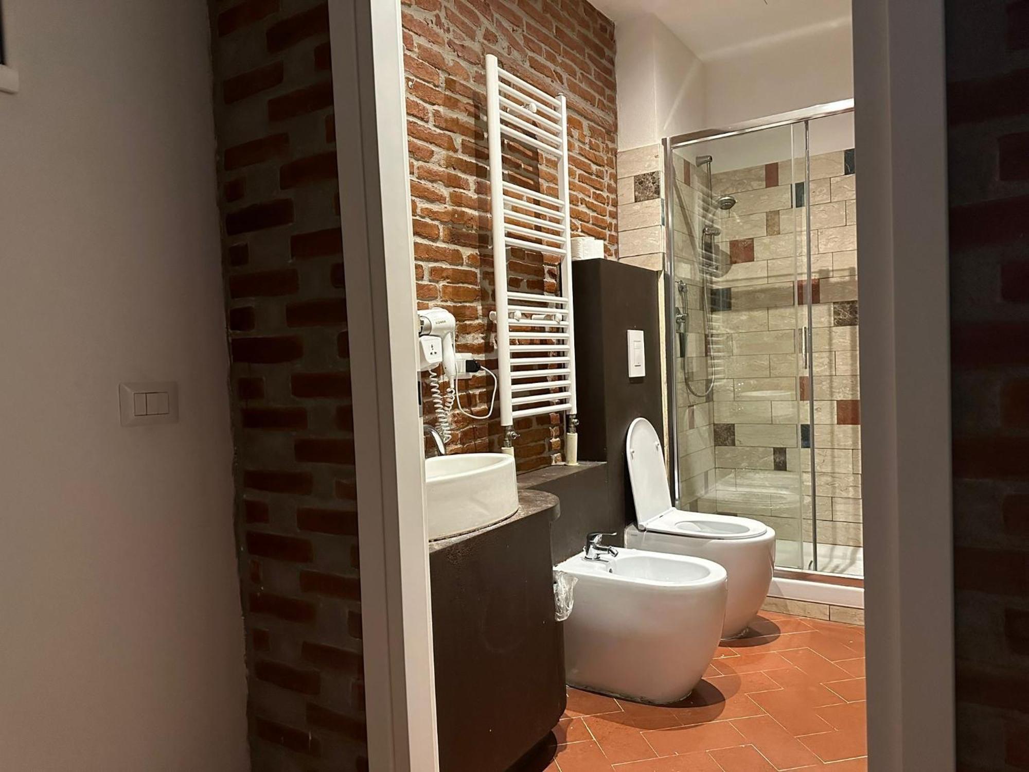 New Generation Hostel Florence Center Excellent Location The Right Alternative To Luxury Hotels A Few Steps From The Ponte Vecchio Surrounded By Restaurants And Clubs And Offers Opportunities For Shopping Free Wi-Fi Kitchen Garden Екстер'єр фото